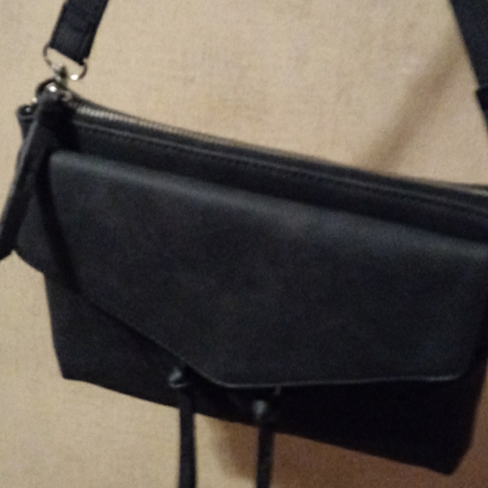 Crossbody bag